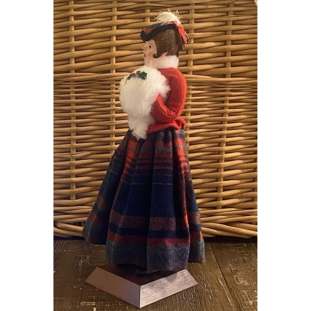 SIMPICH Muff Lady Character Doll 1985 VTG Original Christmas Caroler Series USA